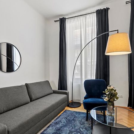 Balcony Apartment, 4 Min To U3 Zipperer Strasse فيينا المظهر الخارجي الصورة