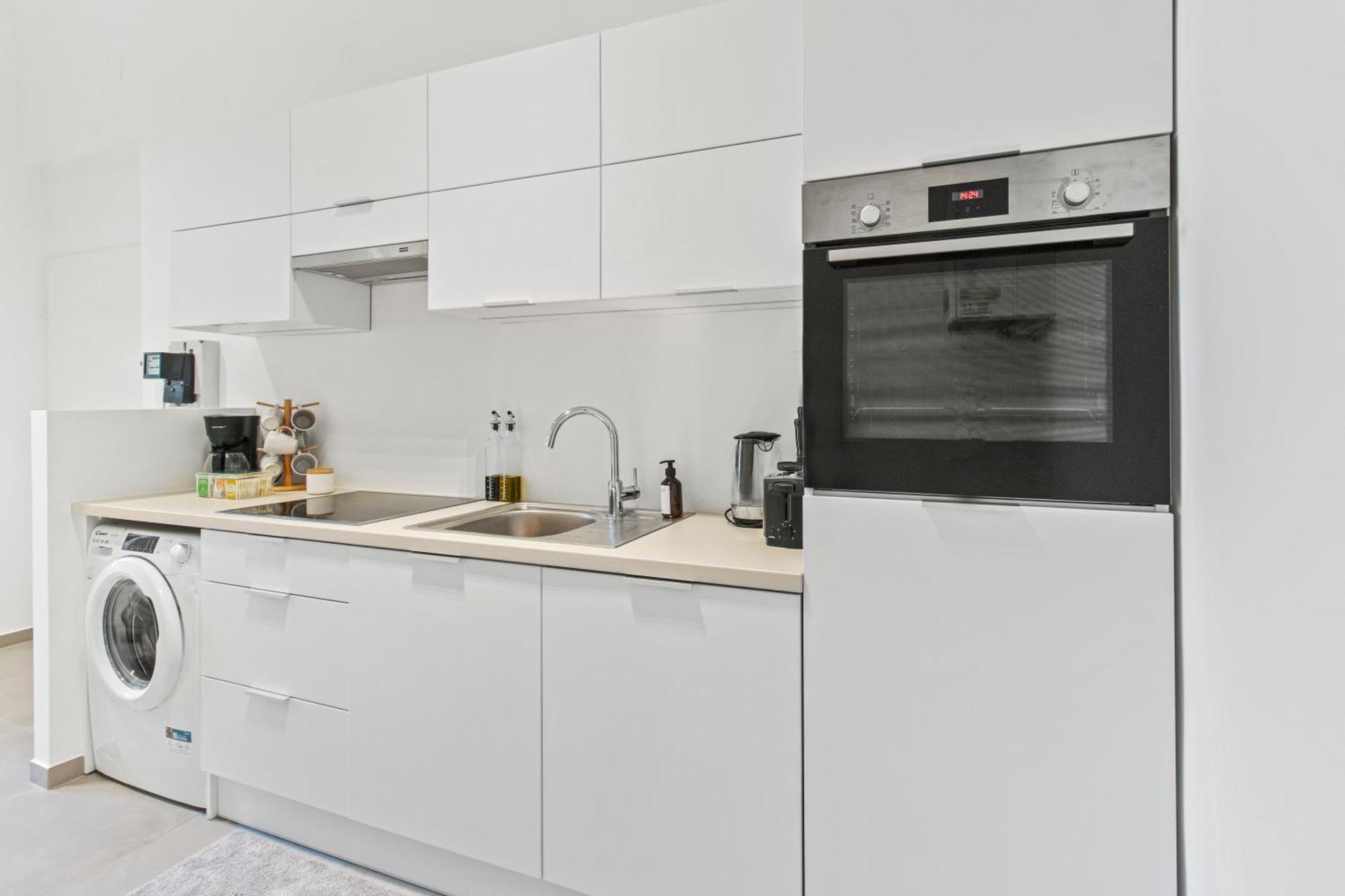 Balcony Apartment, 4 Min To U3 Zipperer Strasse فيينا المظهر الخارجي الصورة