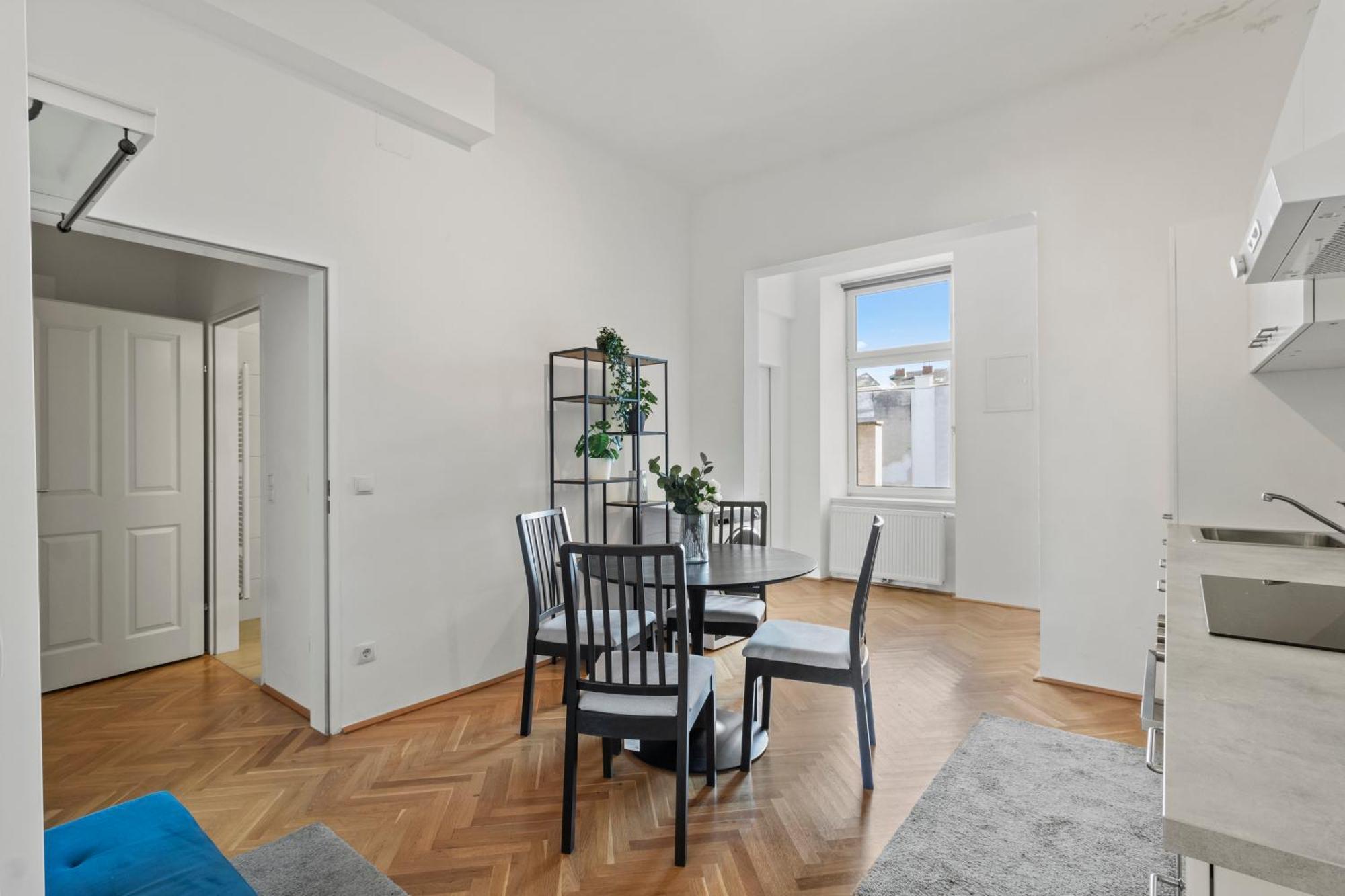Balcony Apartment, 4 Min To U3 Zipperer Strasse فيينا المظهر الخارجي الصورة