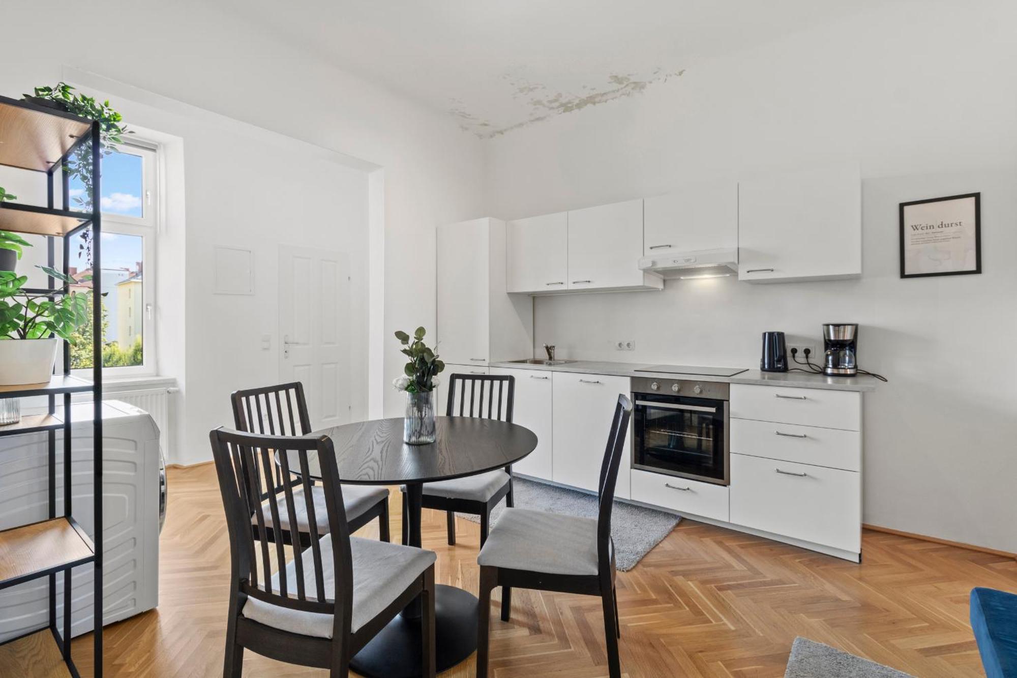 Balcony Apartment, 4 Min To U3 Zipperer Strasse فيينا المظهر الخارجي الصورة